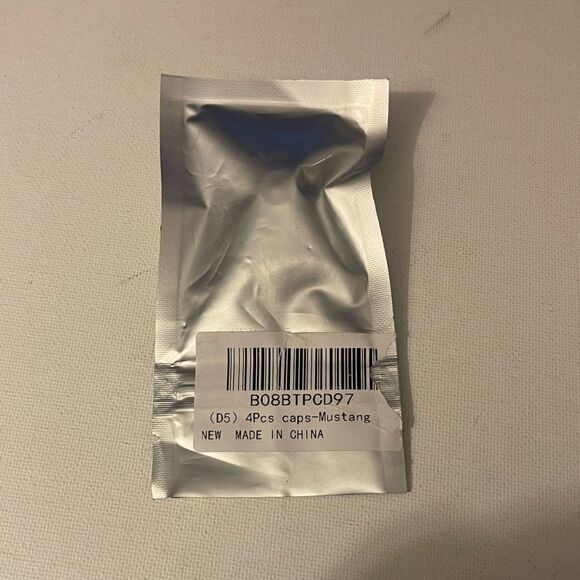 Mustang Logo valve Stem caps in Red set of 4 NWT - Picture 4 of 4